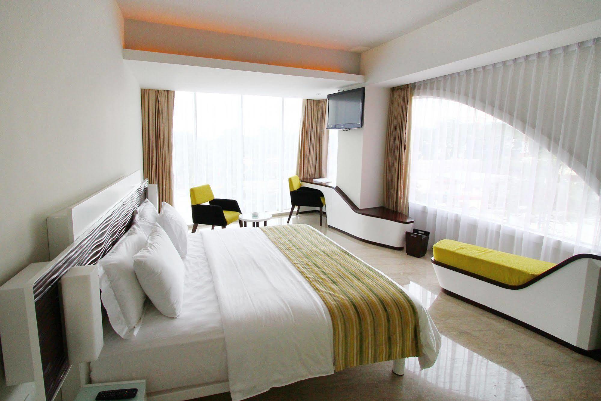 Sensa Hotel Μπαντούνγκ Εξωτερικό φωτογραφία